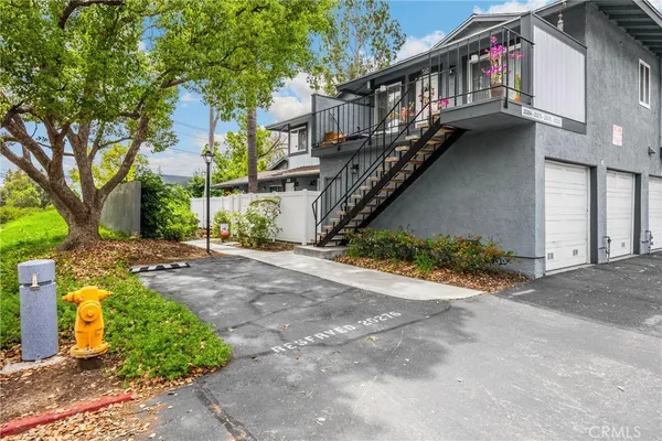 $638,000 | 20276 Green Hill Lane, Unit 62, Yorba Linda, CA 92886