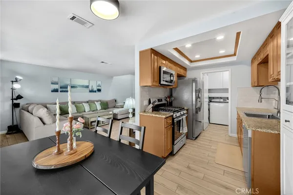 $638,000 | 20276 Green Hill Lane, Unit 62, Yorba Linda, CA 92886