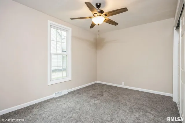 $145,000 | 409 Carroll Street, Pawnee, IL 62558