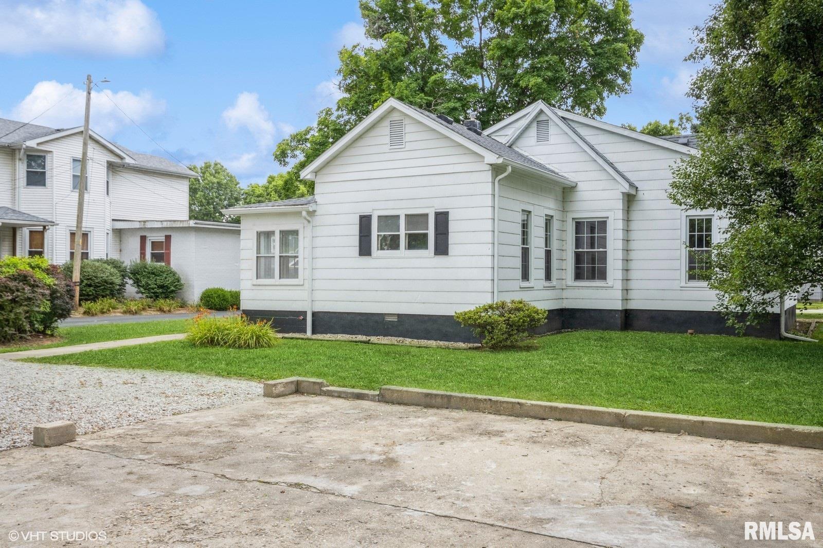 409 Carroll Street Pawnee, IL 62558 - Photo 15 of 15