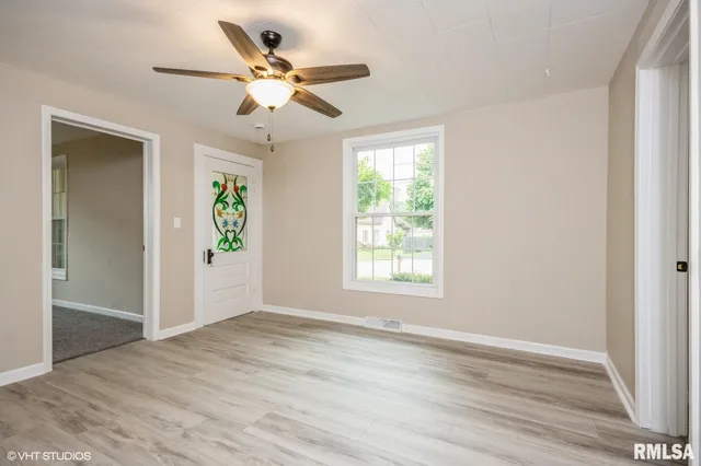 $145,000 | 409 Carroll Street, Pawnee, IL 62558