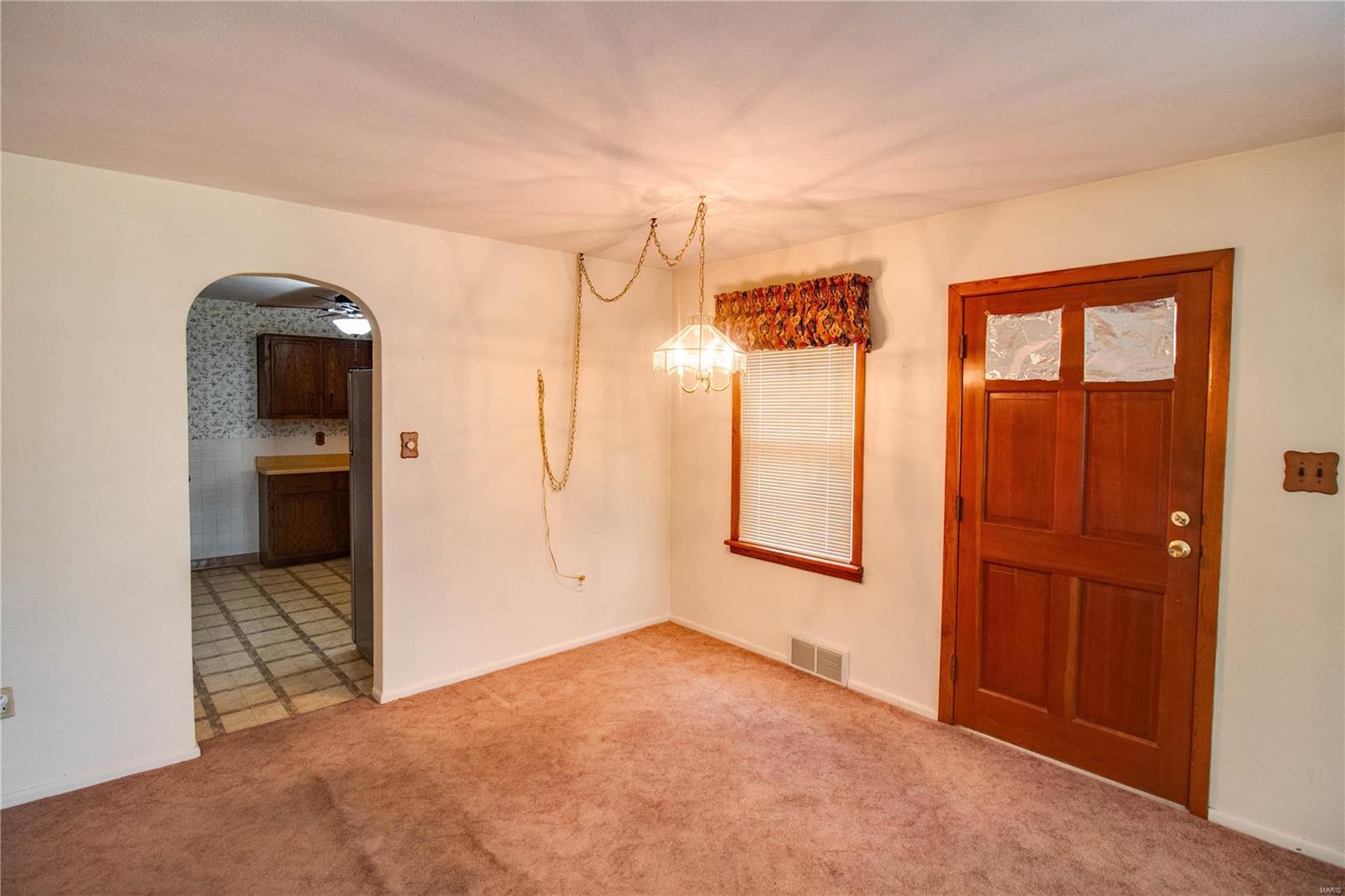 245 Alben Street Alton, IL 62002 - Photo 10 of 38 Gallery Image 10