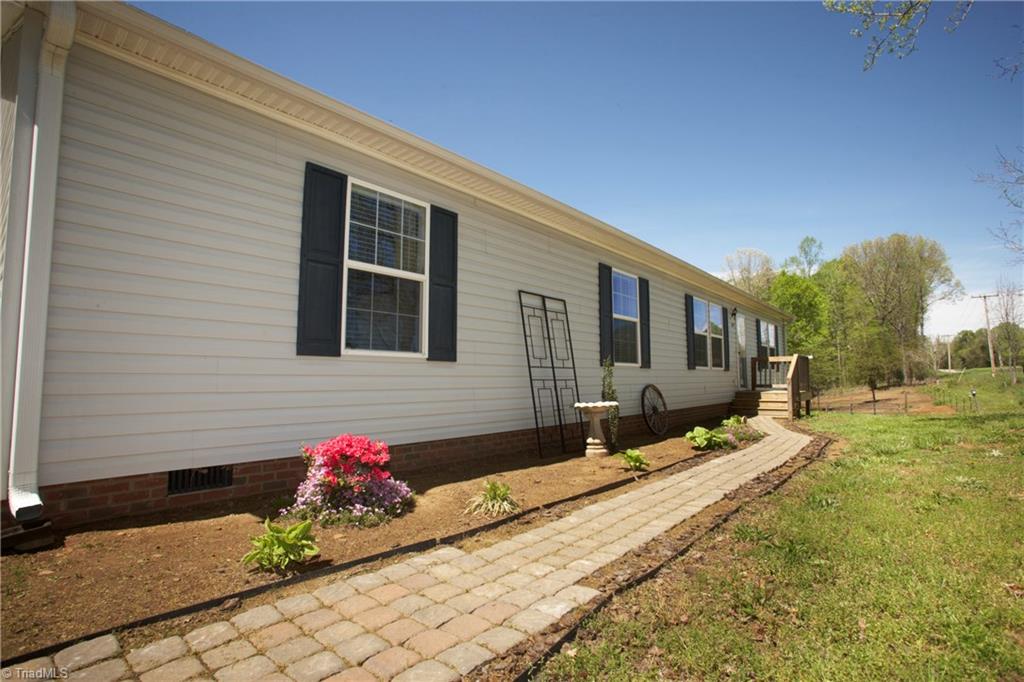 265 Sink Road Lexington, NC 27295 - Photo 3 of 24 Gallery Image 3