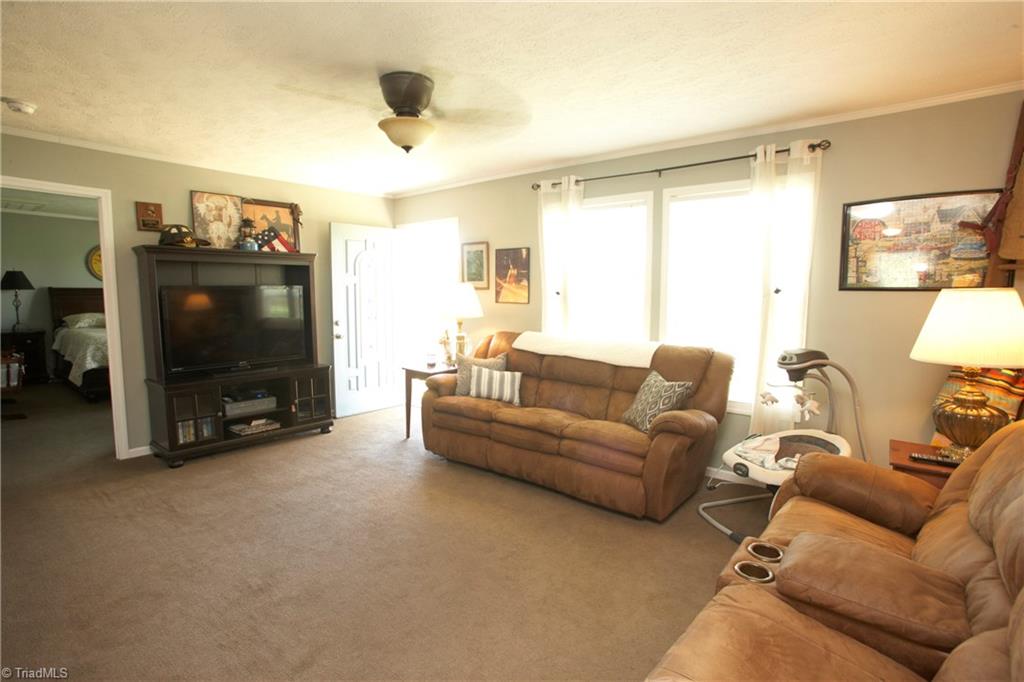 265 Sink Road Lexington, NC 27295 - Photo 6 of 24 Gallery Image 6