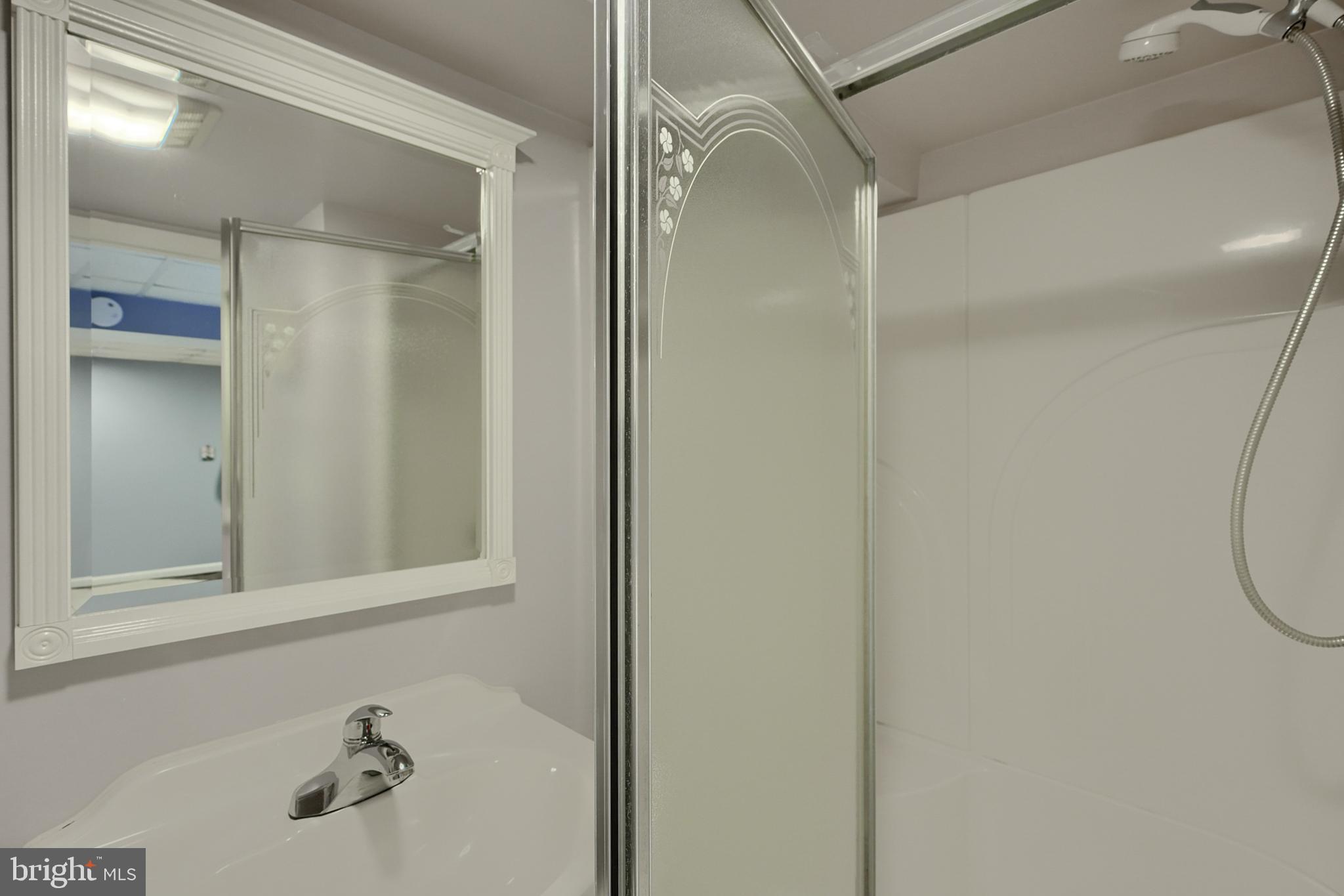407 Crisfield Road Baltimore, MD 21220 - Photo 25 of 31 Basment Full Bath