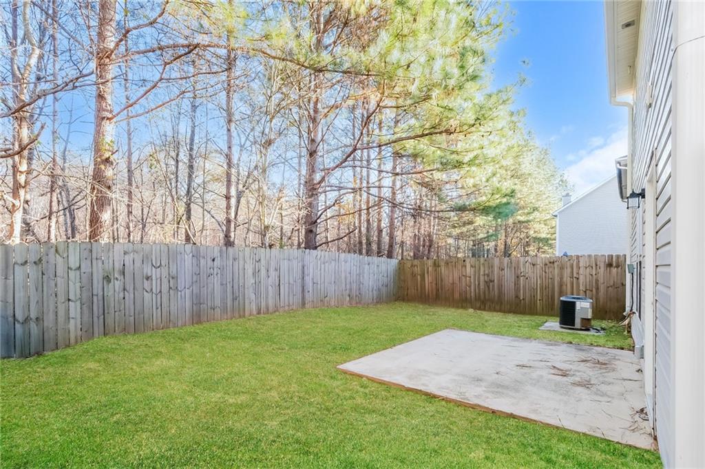 4011 Riverside Parkway Decatur, GA 30034 - Photo 27 of 27 a view of a yard with wooden fence