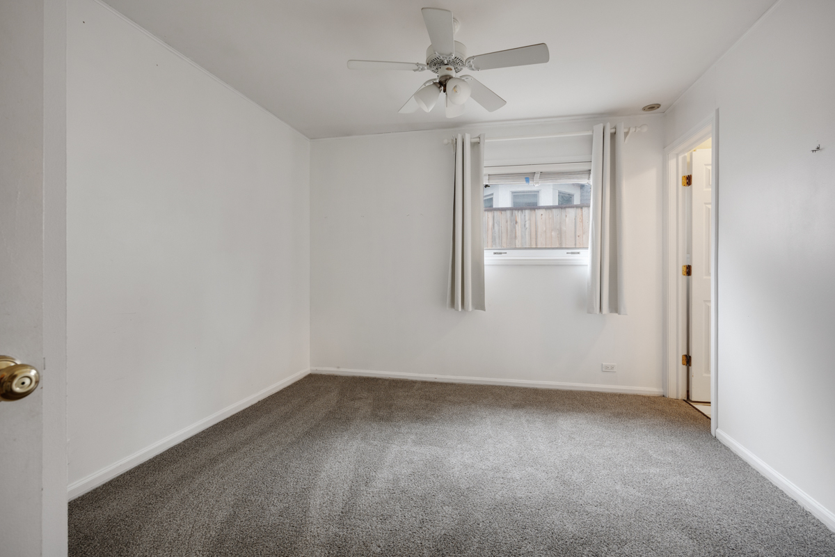 1314 Glenview Road Glenview, IL 60025 - Photo 16 of 25