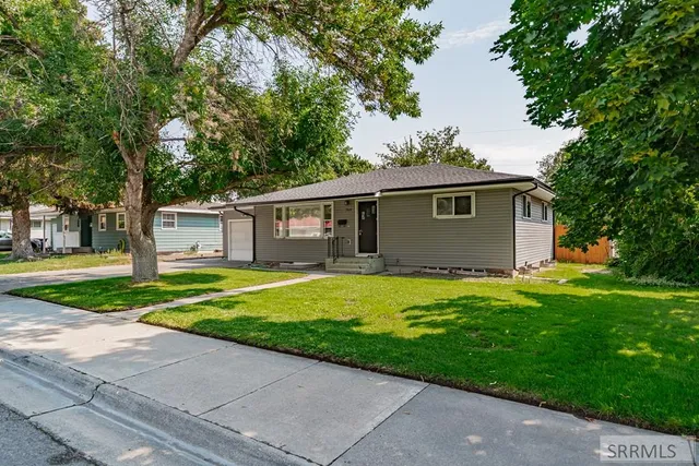 $1,800 | 766 Reed Avenue, Idaho Falls, ID 83402