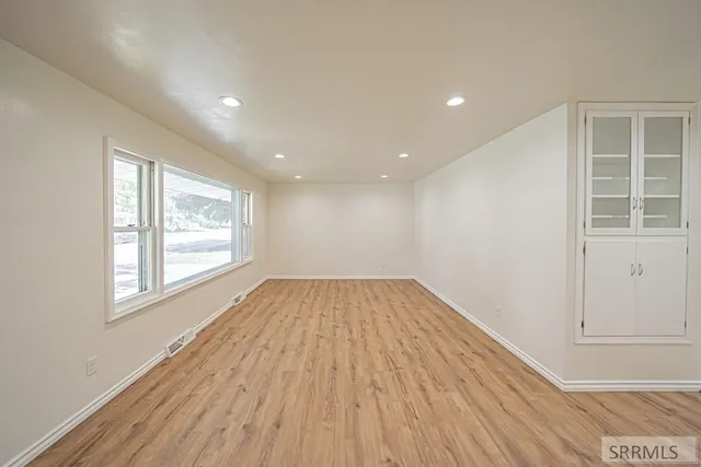 $1,800 | 766 Reed Avenue, Idaho Falls, ID 83402