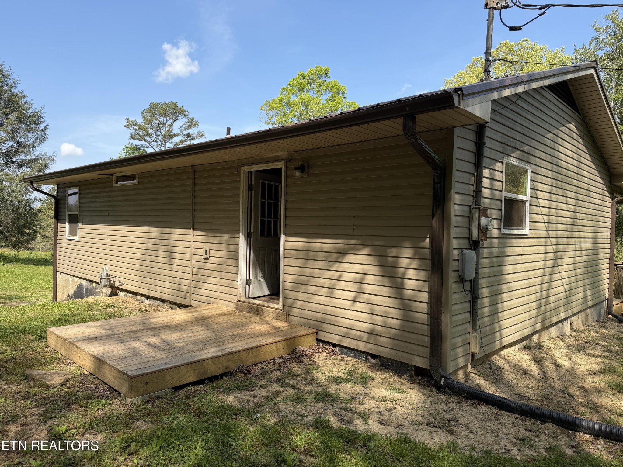 318 Lee Road Lancing, TN 37770 - Photo 4 of 25 Gallery Image 4