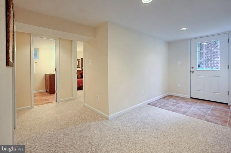 2137 North Courthouse Road Arlington, VA 22201 - Photo 14 of 30 Bedroom