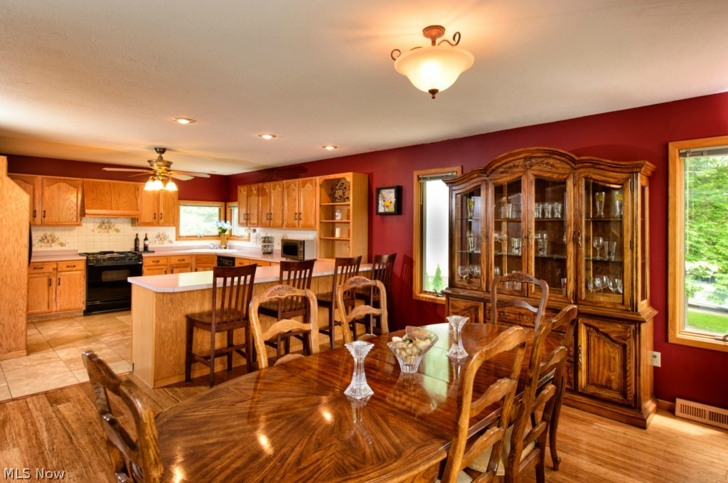 5135 Summitview Circle Northwest Canton, OH 44708 - Photo 9 of 24 Dining room