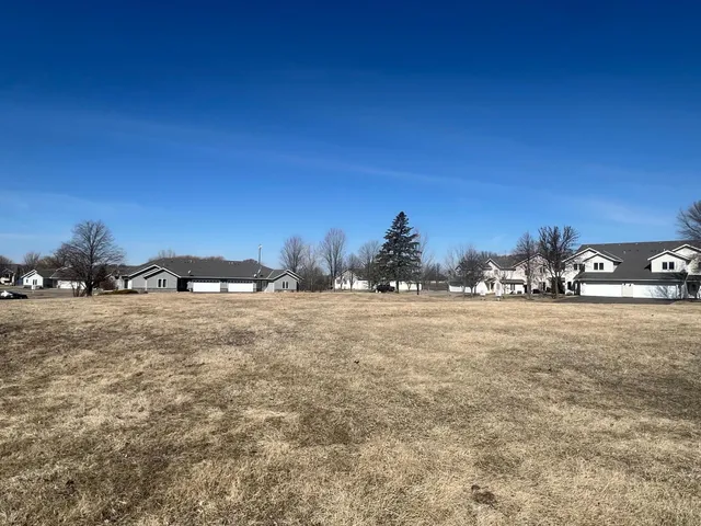 $198,000 | 316 Sunfish Lane, Winsted, MN 55395