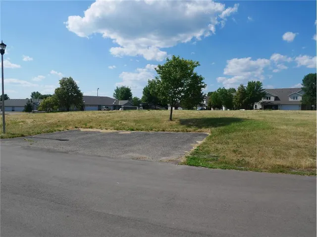 $198,000 | 316 Sunfish Lane, Winsted, MN 55395