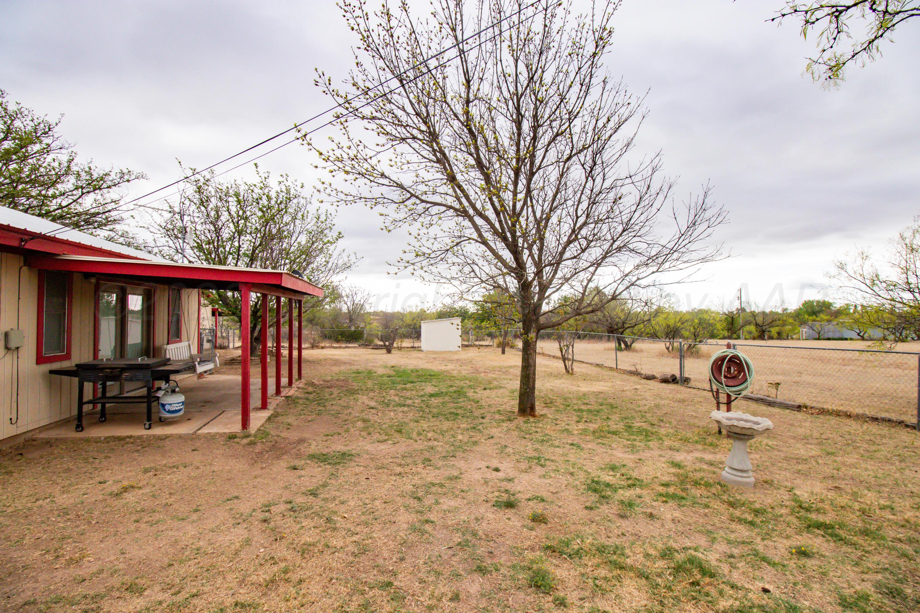 151 Barracuda Howardwick, TX 79226 - Photo 21 of 31 021