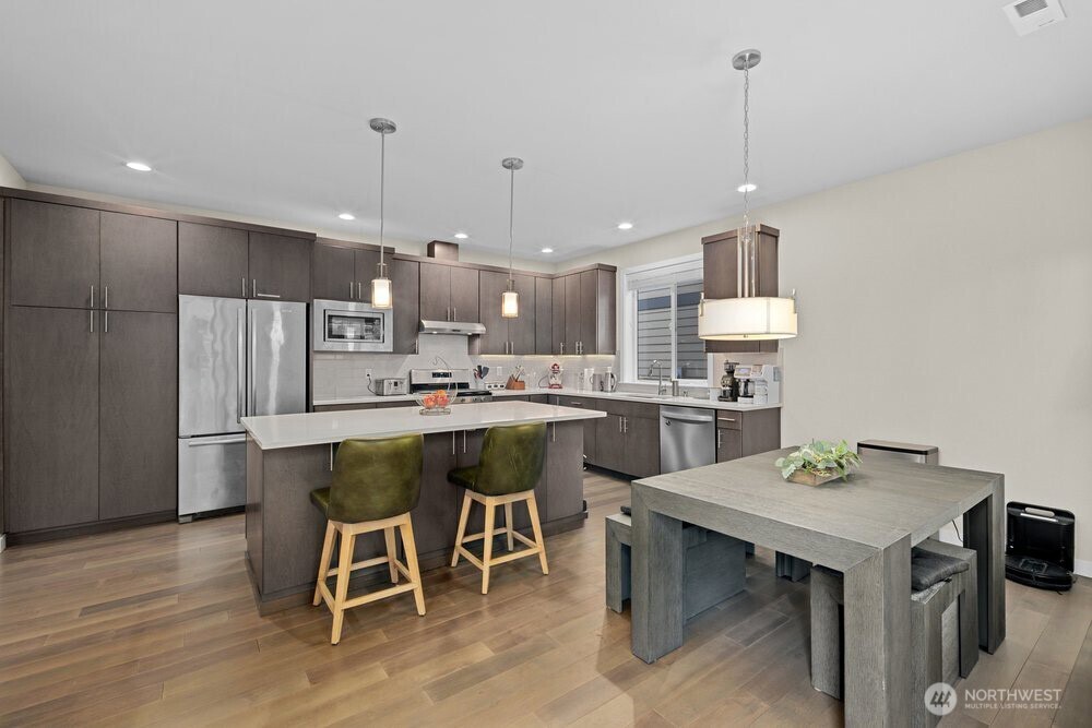 8609 244th Street Southwest, Unit 11 Edmonds, WA 98026 - Photo 13 of 35