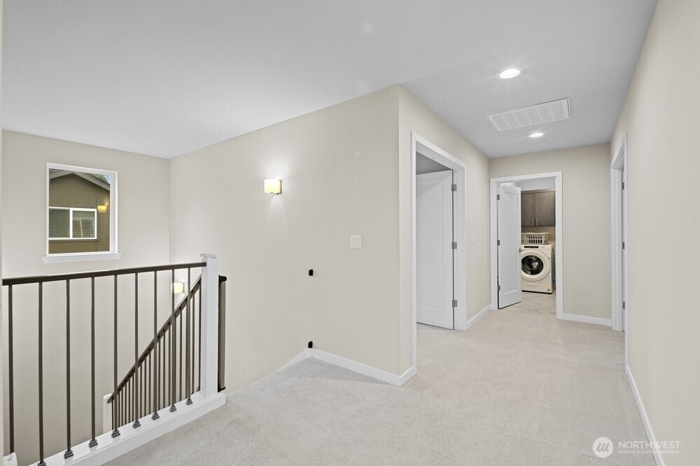 8609 244th Street Southwest, Unit 11 Edmonds, WA 98026 - Photo 17 of 35