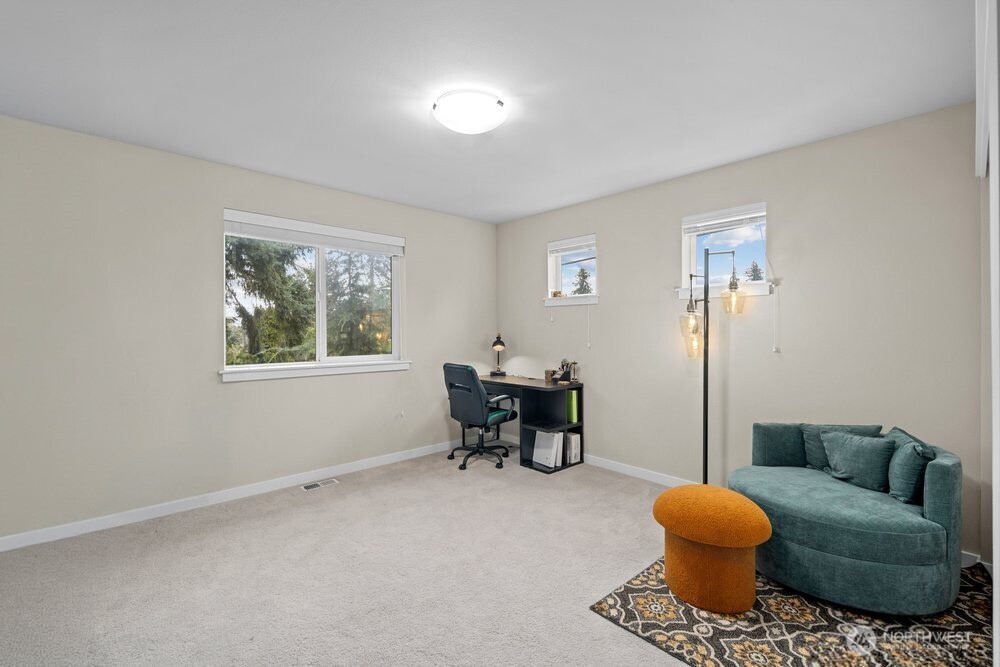 8609 244th Street Southwest, Unit 11 Edmonds, WA 98026 - Photo 27 of 35