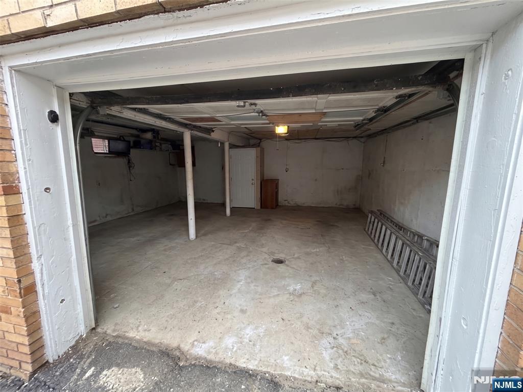 236 Alexander Street Newark, NJ 07106 - Photo 13 of 17