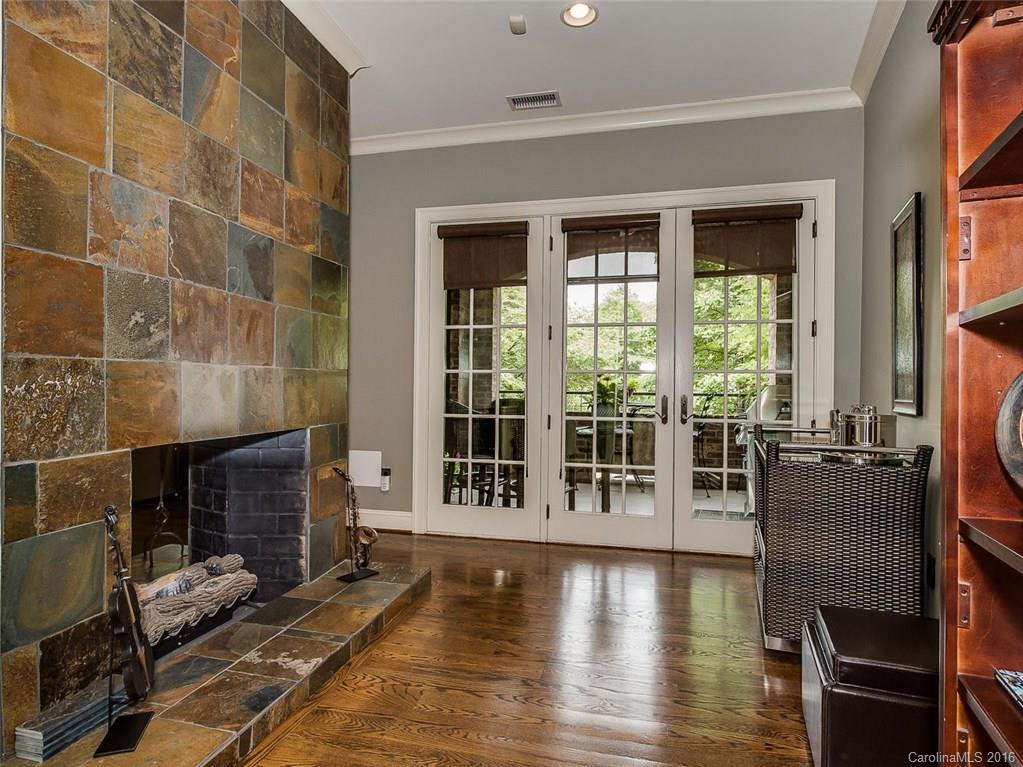 229 Queens Road, Unit 229 Charlotte, NC 28204 - Photo 12 of 24 Gallery Image 12