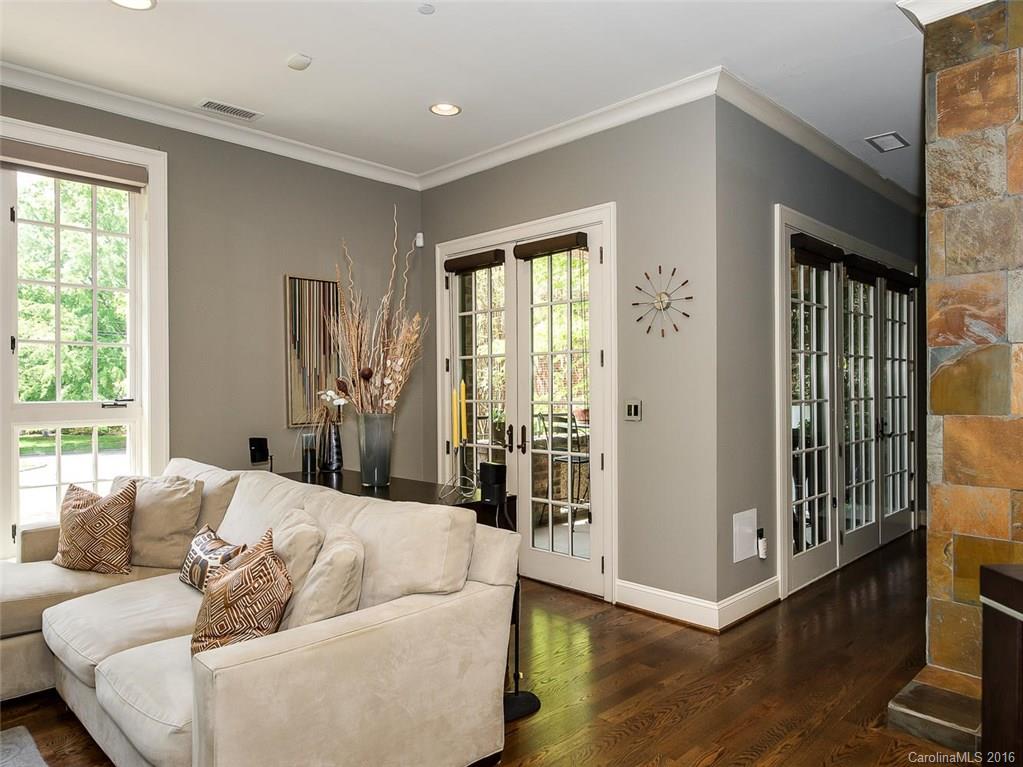 229 Queens Road, Unit 229 Charlotte, NC 28204 - Photo 13 of 24 Gallery Image 13