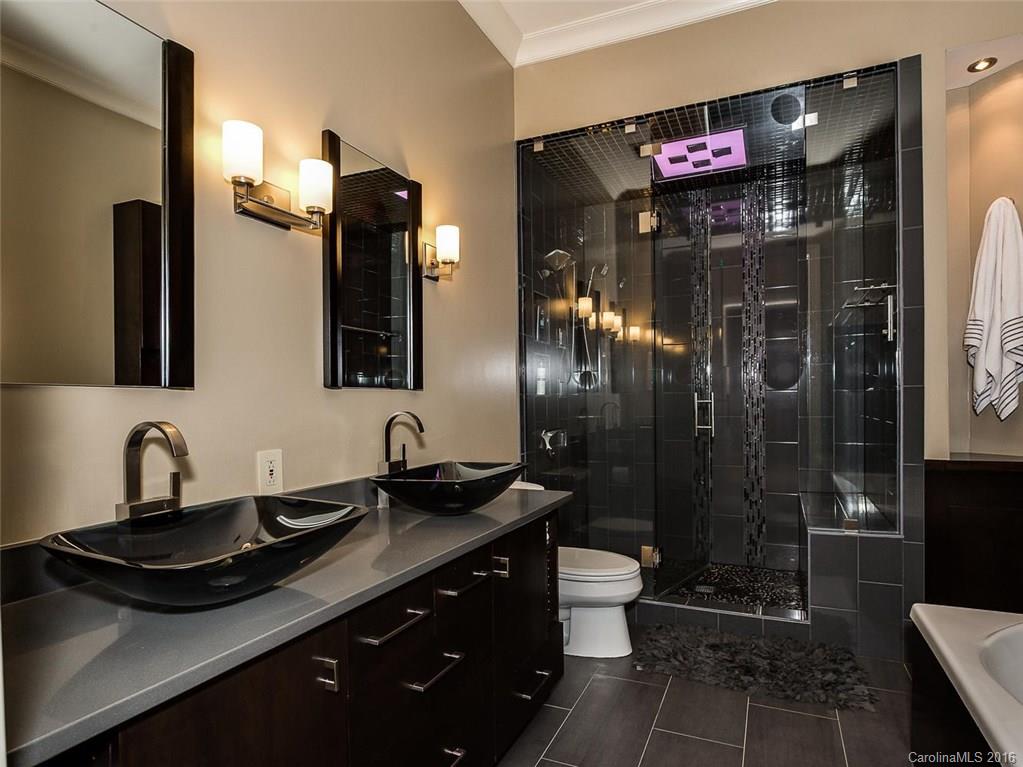 229 Queens Road, Unit 229 Charlotte, NC 28204 - Photo 15 of 24 Gallery Image 15