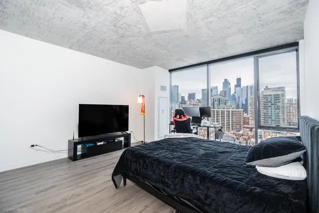 $2,500 | 808 North Cleveland Avenue, Unit 1608, Chicago, IL 60610