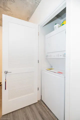 $2,500 | 808 North Cleveland Avenue, Unit 1608, Chicago, IL 60610