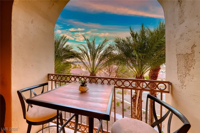 $349,000 | 20 Via Mantova, Unit 210, Henderson, NV 89011