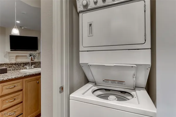 $349,000 | 20 Via Mantova, Unit 210, Henderson, NV 89011
