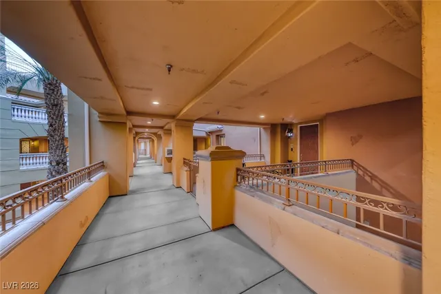 $349,000 | 20 Via Mantova, Unit 210, Henderson, NV 89011