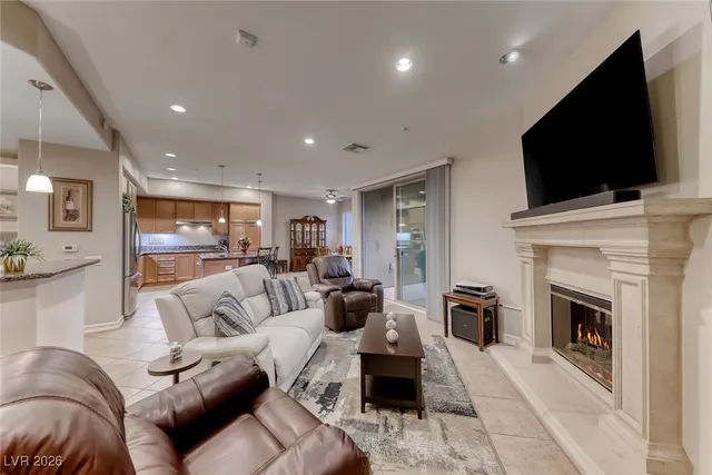 $349,000 | 20 Via Mantova, Unit 210, Henderson, NV 89011
