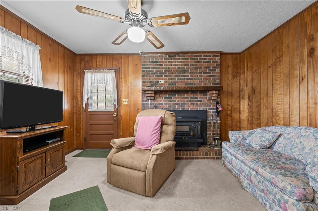 1843 Weant Road High Point, NC 27263 - Photo 11 of 30