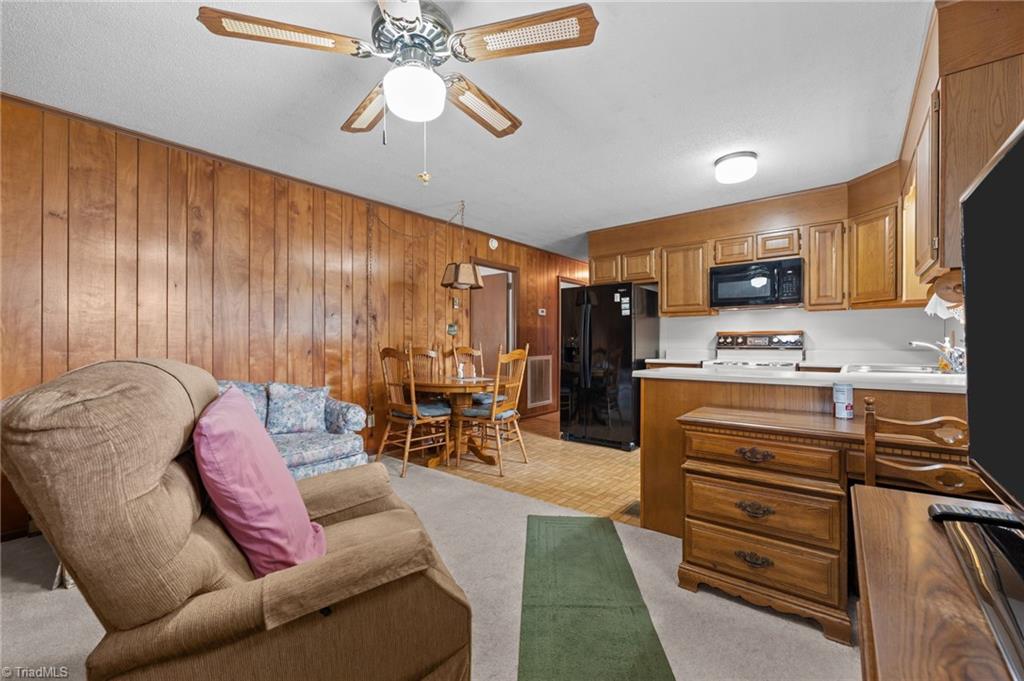 1843 Weant Road High Point, NC 27263 - Photo 12 of 30