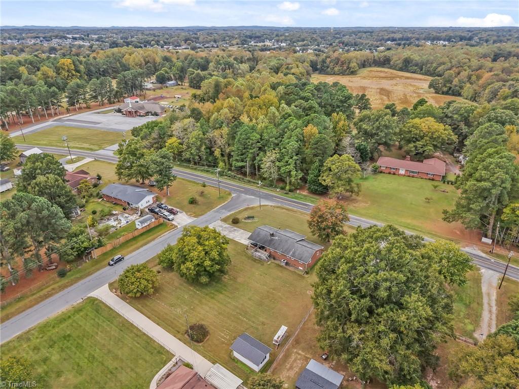 1843 Weant Road High Point, NC 27263 - Photo 29 of 30