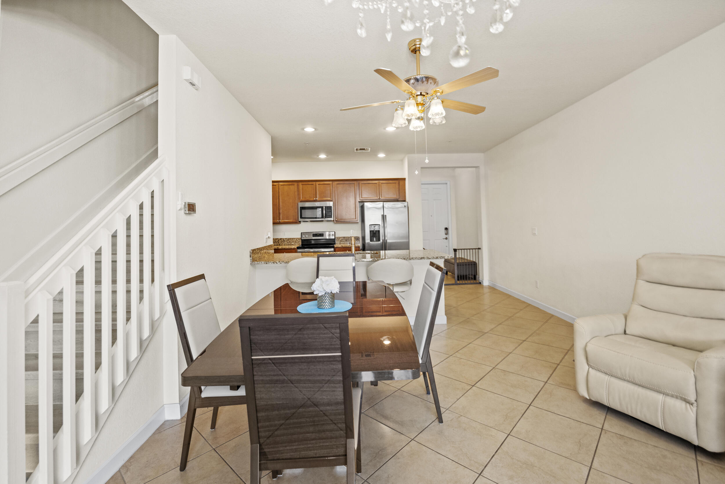 9743 Southwest Purple Martin Way Stuart, FL 34997 - Photo 21 of 38 High Celings