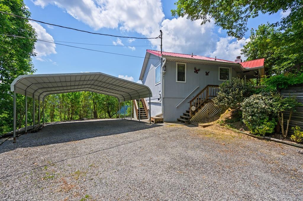881 Lloyd Huskey Road Pigeon Forge, TN 37863 - Photo 1 of 27
