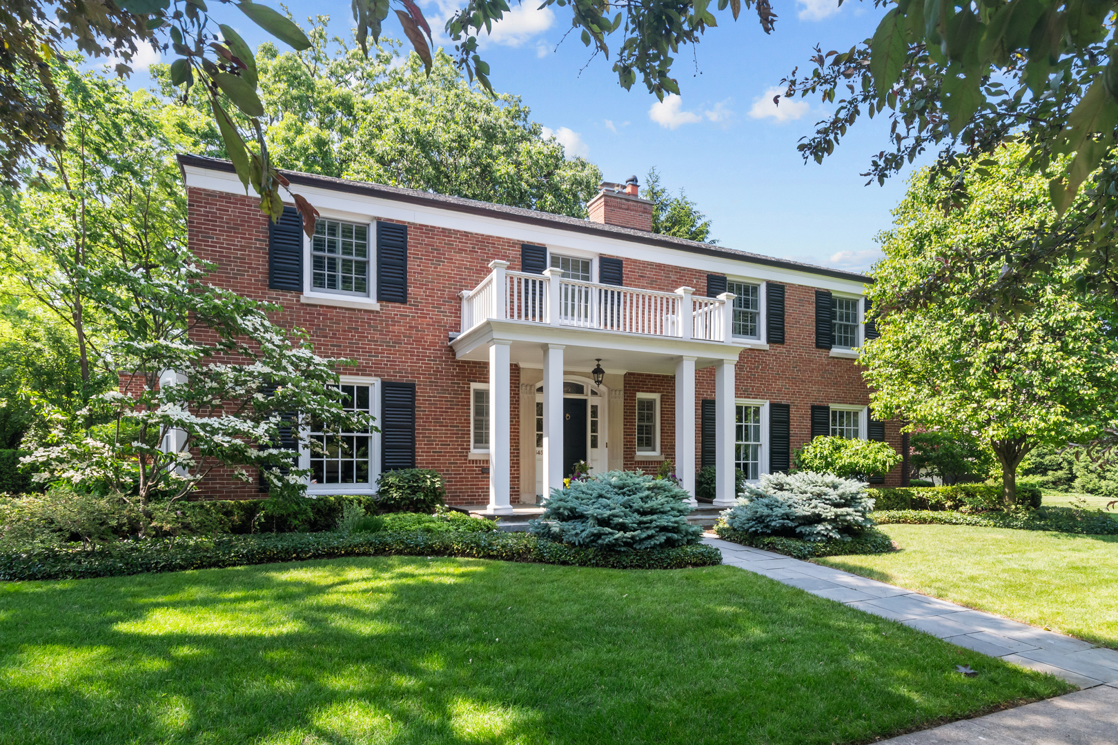 545 Sheridan Road Winnetka, IL 60093 - Photo 2 of 29