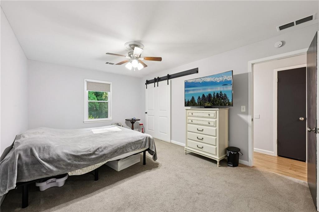 562 Rimrock Trail Stone Mountain, GA 30083 - Photo 12 of 23