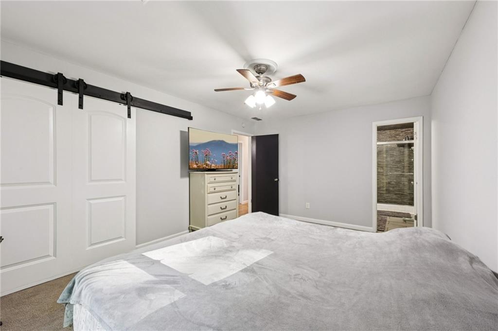 562 Rimrock Trail Stone Mountain, GA 30083 - Photo 13 of 23