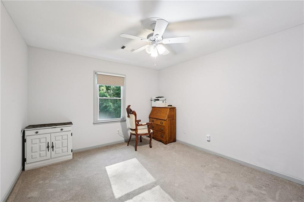 562 Rimrock Trail Stone Mountain, GA 30083 - Photo 16 of 23