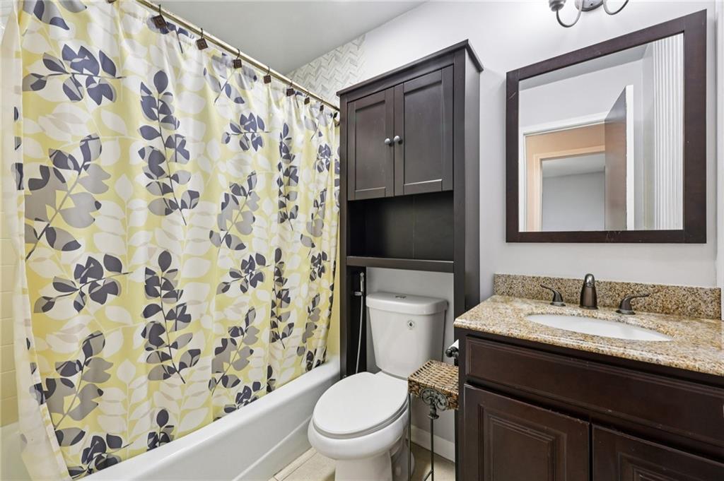 562 Rimrock Trail Stone Mountain, GA 30083 - Photo 17 of 23