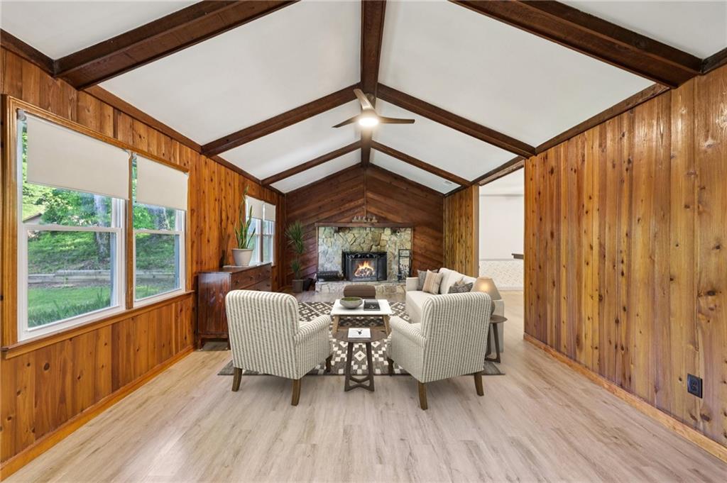 562 Rimrock Trail Stone Mountain, GA 30083 - Photo 4 of 23