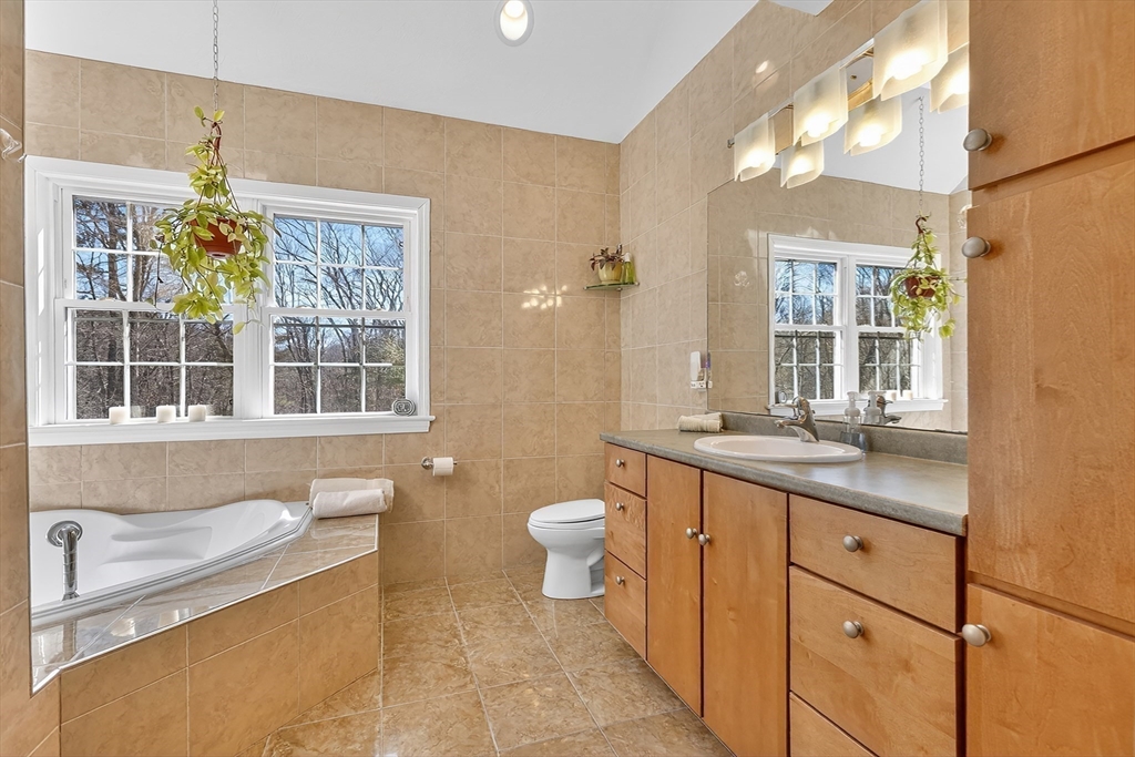 11 Rob's Lane Sharon, MA 02067 - Photo 19 of 42