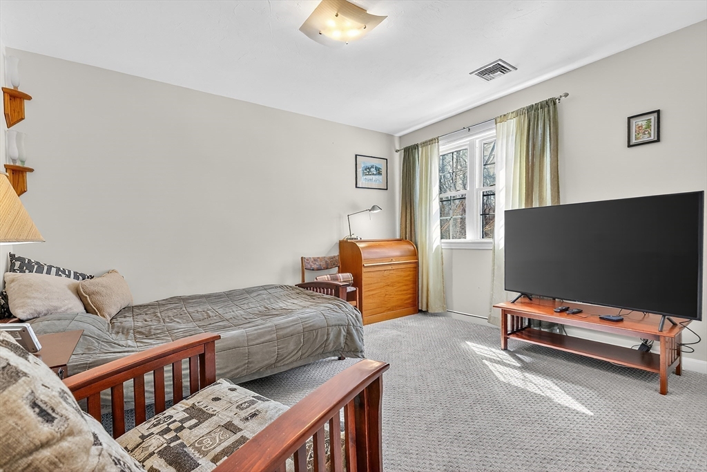 11 Rob's Lane Sharon, MA 02067 - Photo 23 of 42