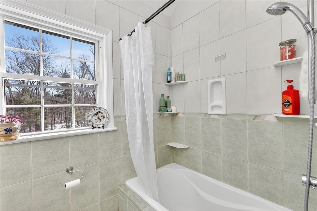 11 Rob's Lane Sharon, MA 02067 - Photo 25 of 42