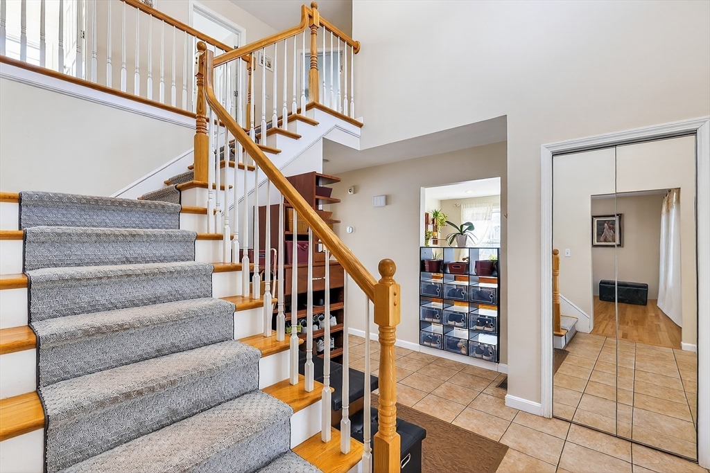 11 Rob's Lane Sharon, MA 02067 - Photo 4 of 42