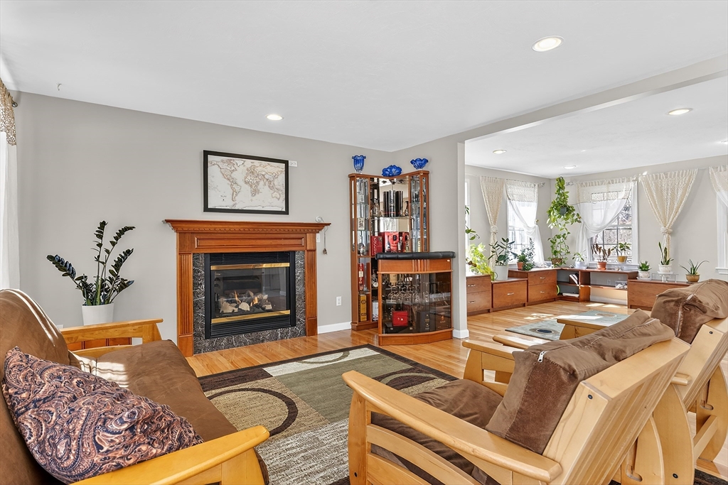 11 Rob's Lane Sharon, MA 02067 - Photo 6 of 42