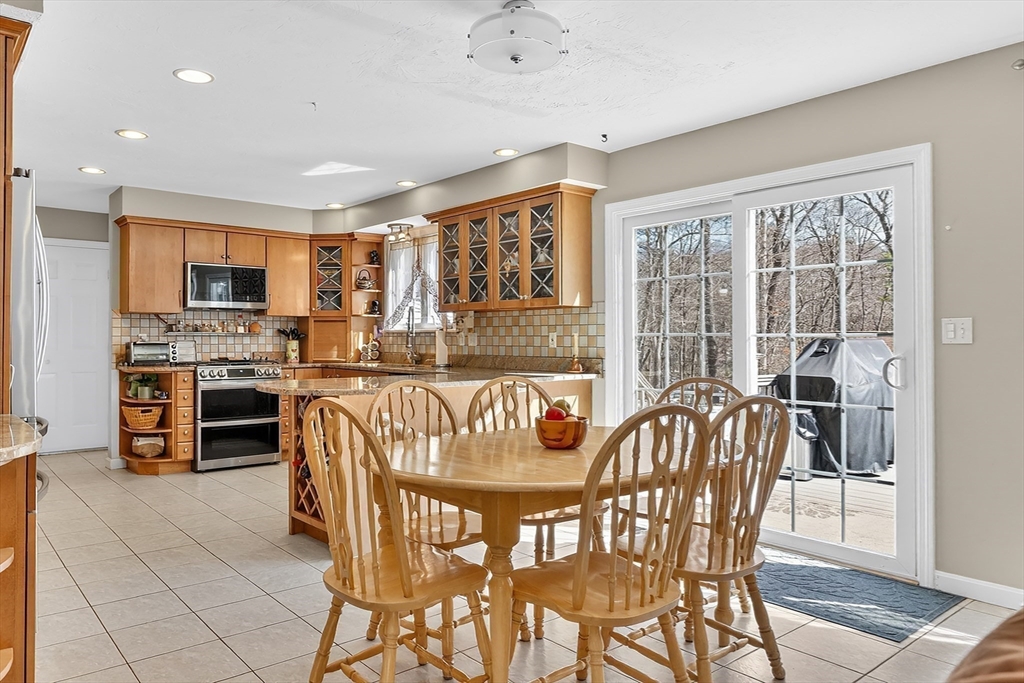 11 Rob's Lane Sharon, MA 02067 - Photo 10 of 42