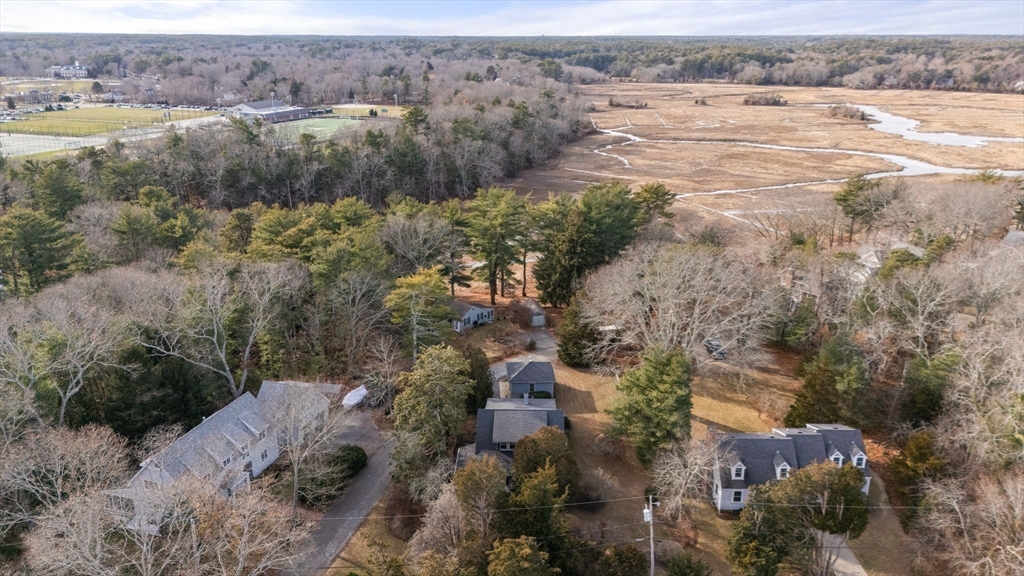 68 Abrams Hill Road Duxbury, MA 02332 - Photo 9 of 23